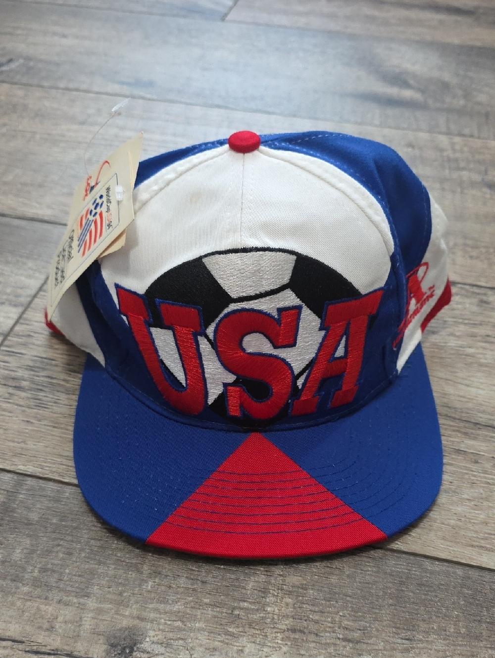 Vintage Logo Athletic USA 1994 World Cup Soccer Snapback Hat USMNT